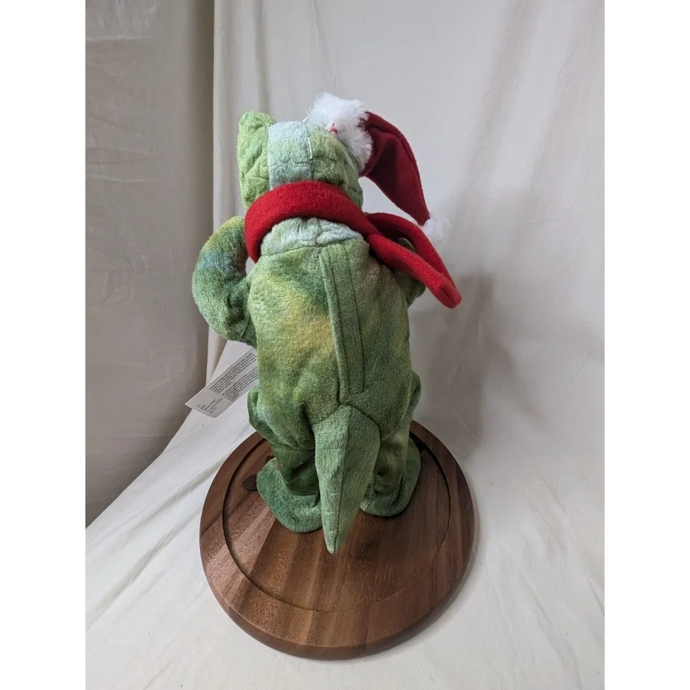 Animated Dancing And Singing‎ Christmas Alligator Works! Santa Hat